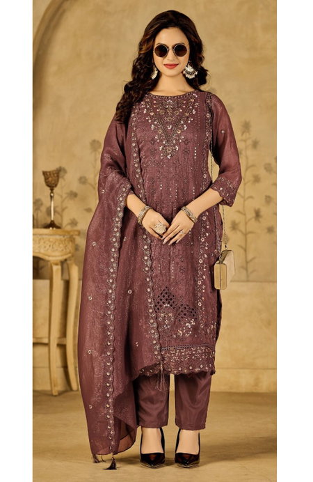 Bilqis B 221 A To D Crunchy Embroidery Wholesale Pakistani Salwar Suits In India